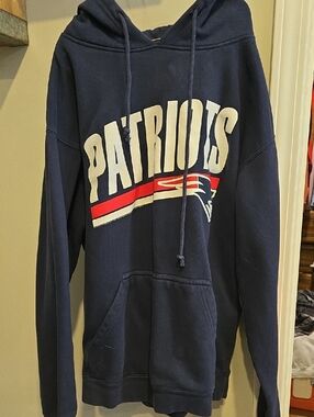 Junk Food Clothing Navy Patriots Pullover Hoodie with White and Red Logo